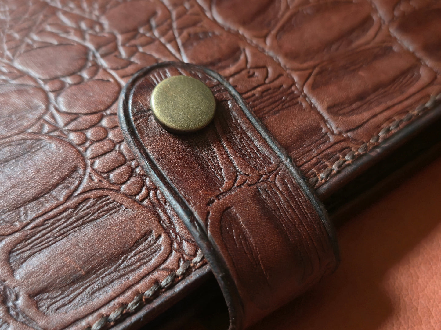 The Sentinel - Caramel & Brown