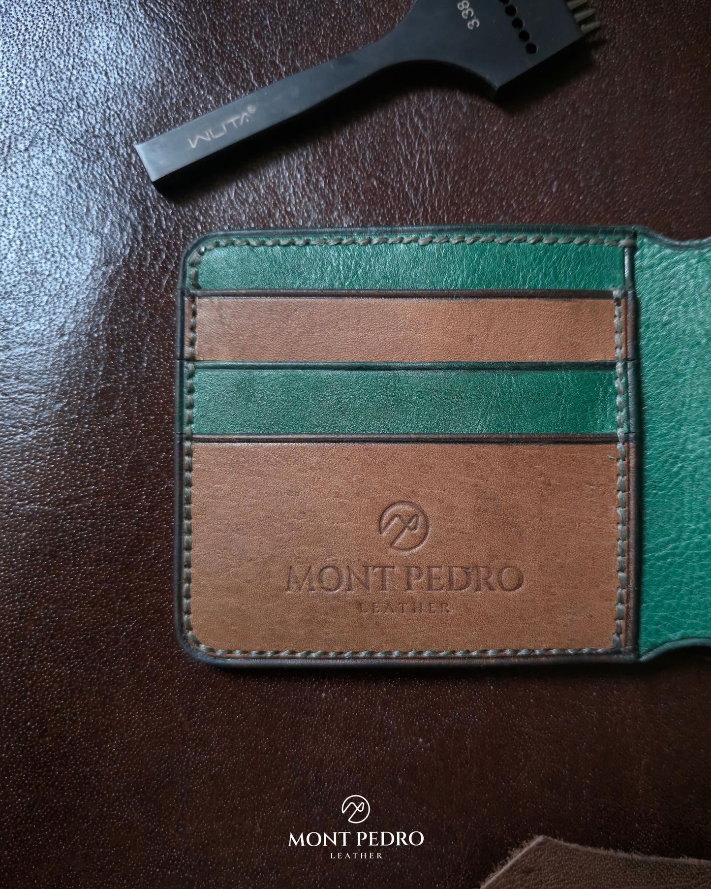 The Dualis - Tan & Teal