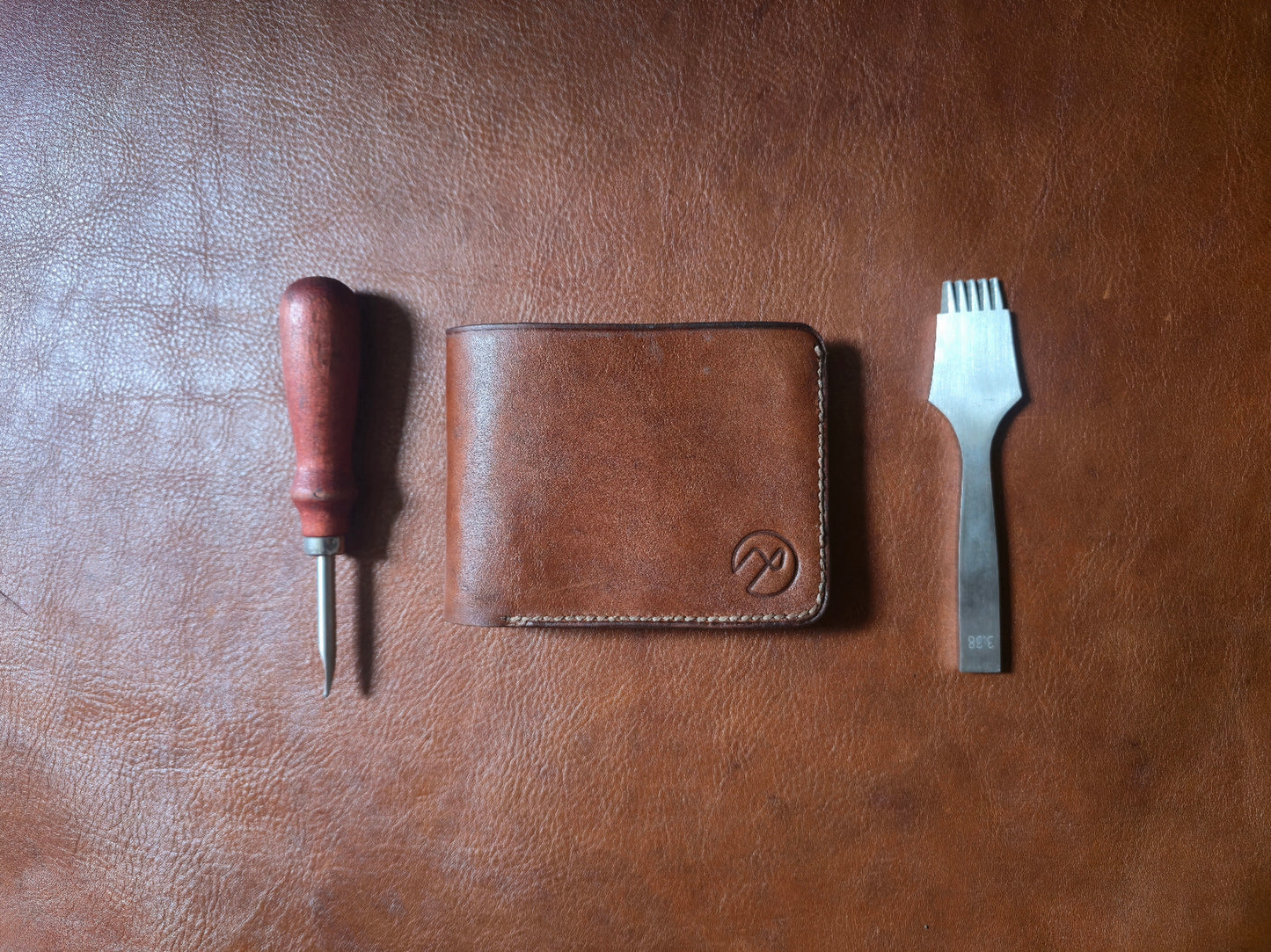 The Axis - Cognac Brown